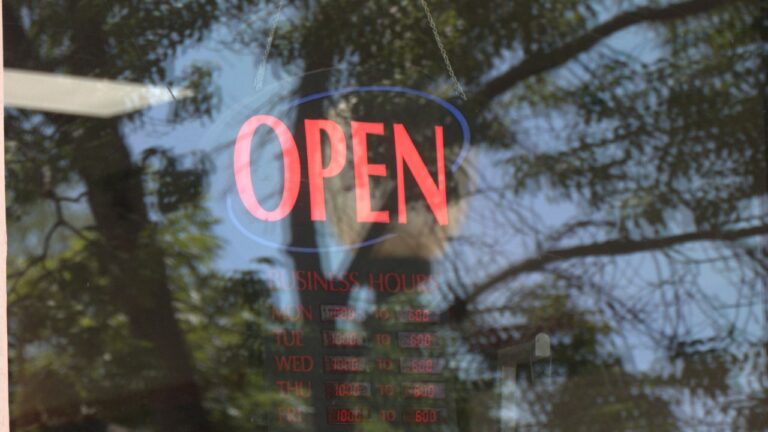 How is summer impacting businesses in Lubbock?