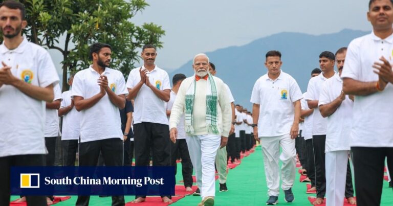 Are India-Pakistan relations improving with the visit of delegations and the promise of statehood for Kashmir?