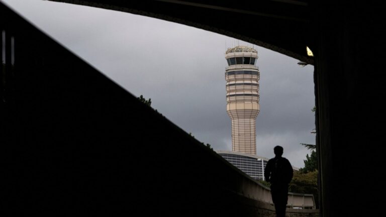 Air traffic controllers miss first paychecks