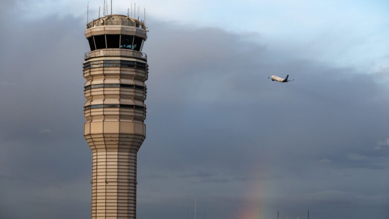 Here’s what travelers need to know about FAA airport flight reductions