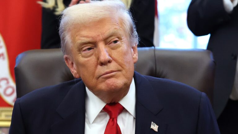 Trump backs Senate deal that would end government shutdown