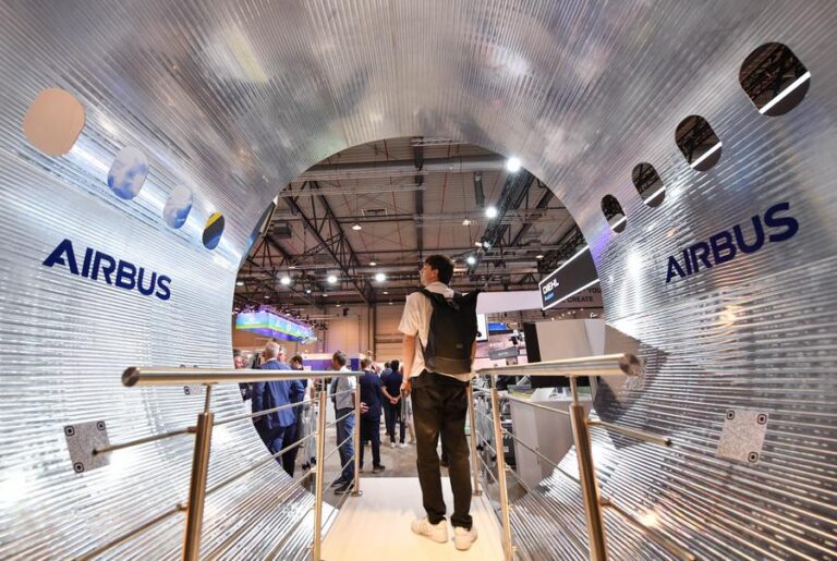 How is Airbus alert on A320 disrupting global flights?-Xinhua