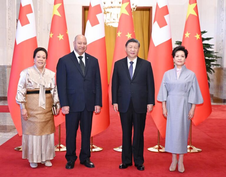 Xi meets Tonga’s king, urging better alignment of development strategies-Xinhua