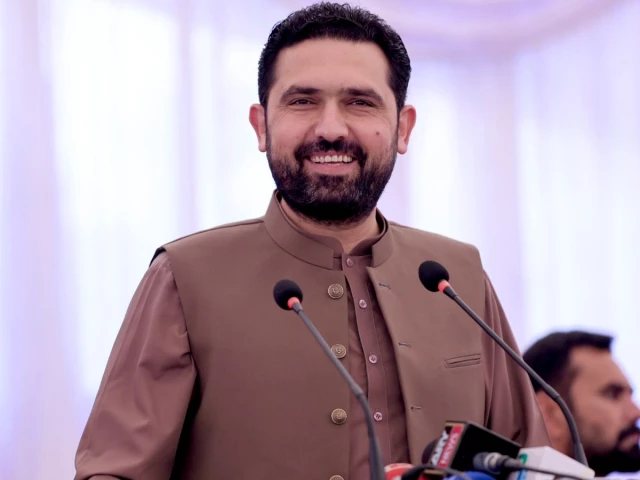 CM seeks parliamentary unity amid Adila meeting denial