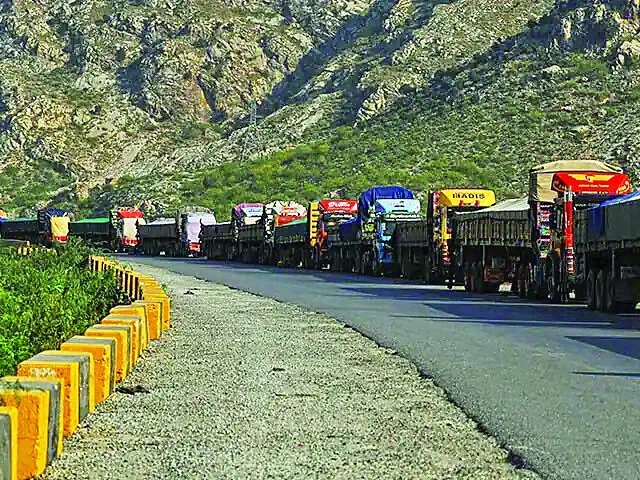 Torkham trade route shut for 26th day