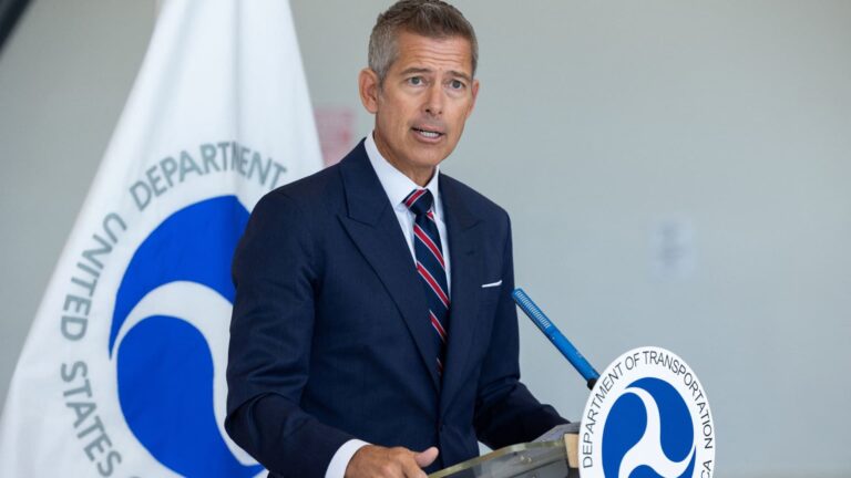 Trump pulls truckers who failed English off U.S. roads