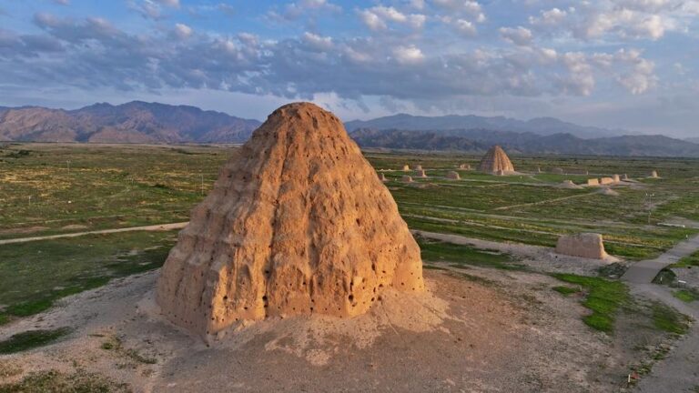 China steps up cultural heritage protection to keep its past alive for the future-Xinhua