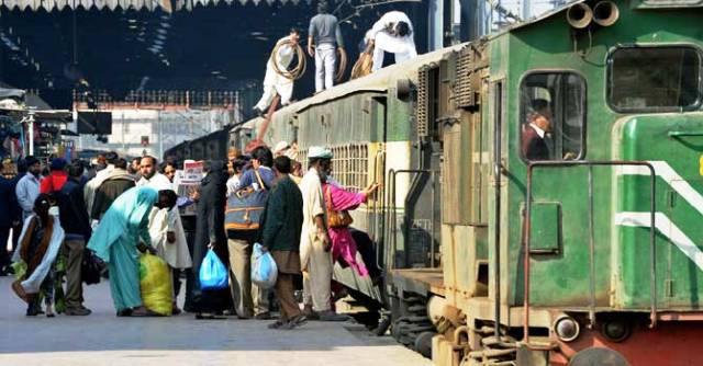 Pakistan Railways safety measures remain inadequate despite multiple accidents, inquiry reports