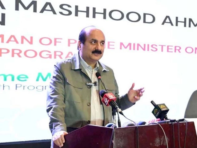 PM Youth Programme announces 700,000 Chromebooks for students