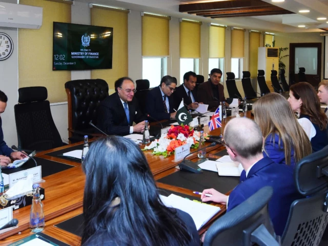 Pakistan, UK hold first ministerial development talk in 8 years as bilateral trade crosses £5.5b