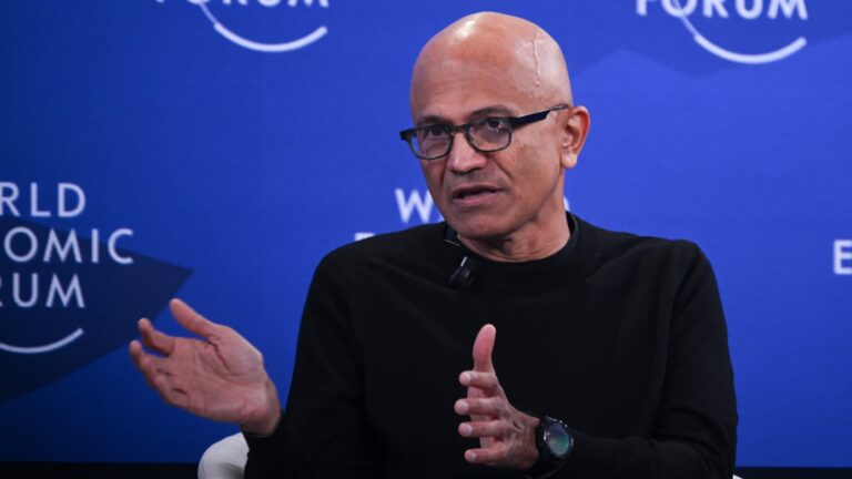 Microsoft’s quarter shows once again that it must get its growth to spending ratio right