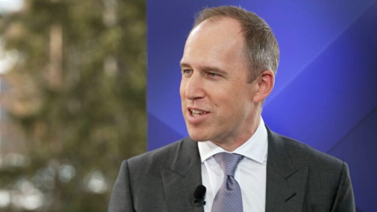 AI is ‘probably’ a bubble, there will be a correction