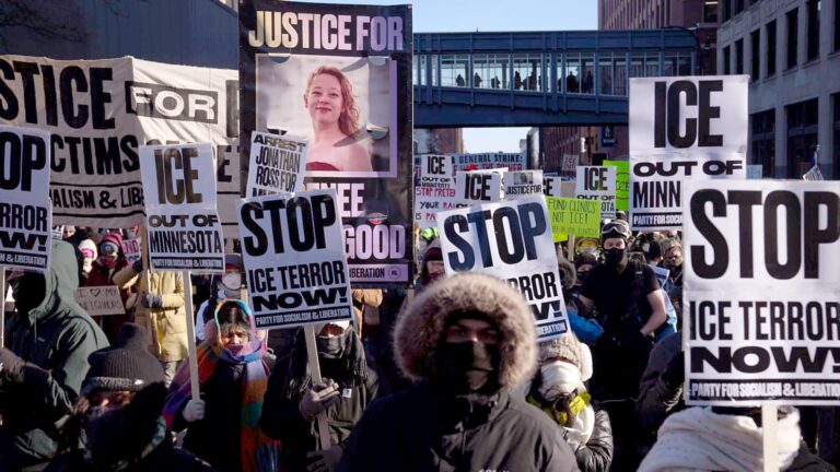 5 things to know before the stock market opens Monday