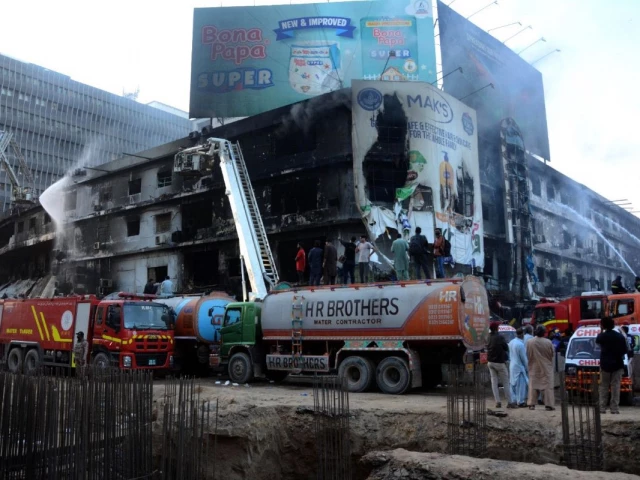 Gul Plaza fire claims lives of Naveena Group CFO, wife and son