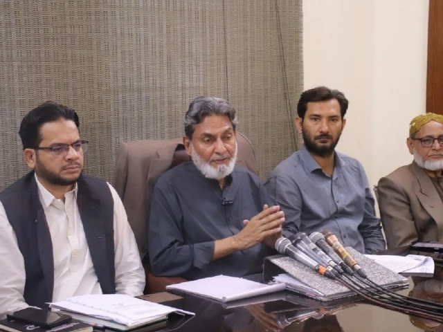 Opposition plans no-confidence motion against Karachi mayor