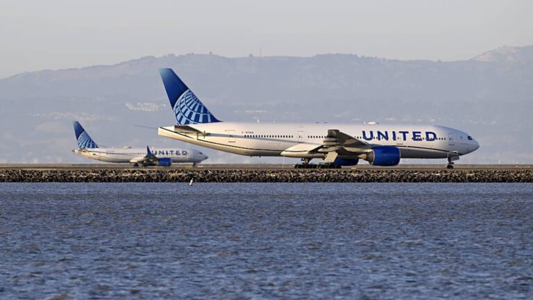 United Airlines MileagePlus update: Fewer rewards for non-cardholders