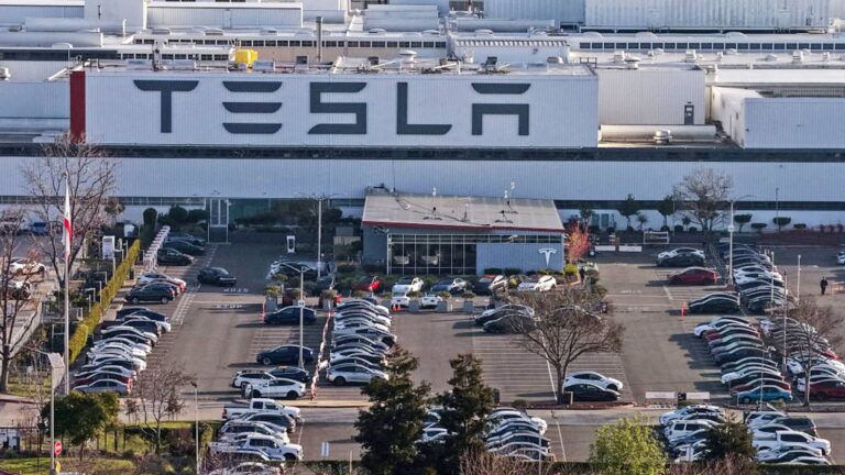Tesla sues California DMV to reverse false advertising ruling on FSD