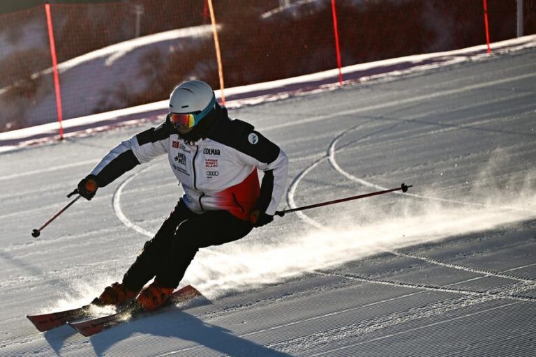 Retired athlete ignites youth ski dreams, fuels winter economy in China’s Xinjiang-Xinhua