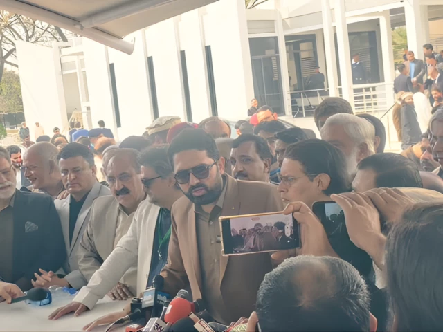 K-P CM announces ‘Imran Khan Release Force’ for ex-PM’s freedom