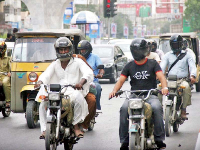 Motorway Police launch ‘Challan Nahi, Helmet’ campaign to promote road safety