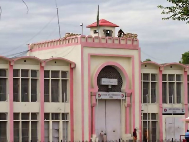 Adiala Jail overcrowding sparks prisoner complaints