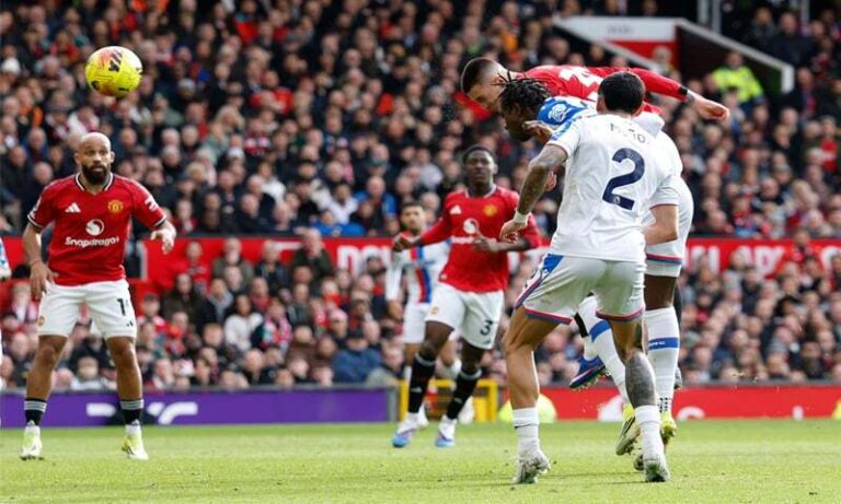 United climb to third, Fulham sink sorry Spurs – Sport