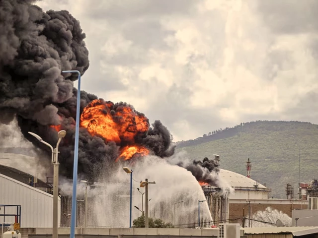 Make deal or face ‘obliteration’