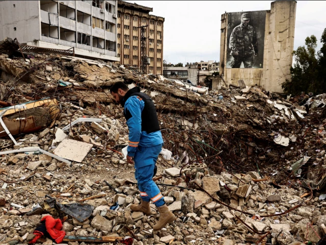 Trump threatens to unleash hell if Iran rejects latest US proposal