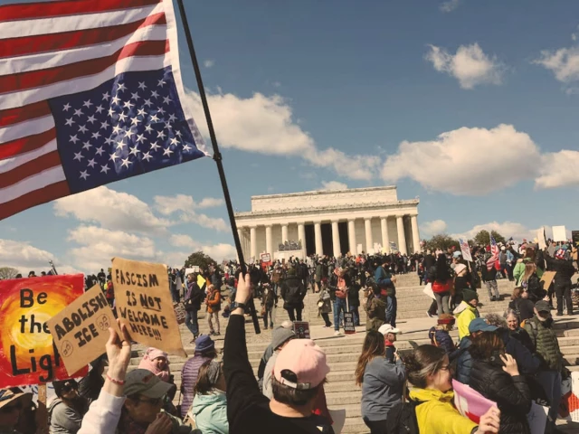 ‘No Kings’ protests fill US streets against Trump