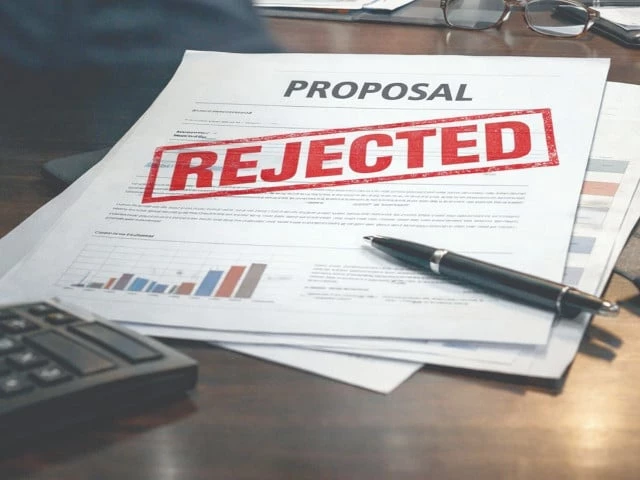 IMF blocks move to control SOE chiefs