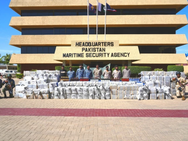 Rs200m worth of liquor seized in joint maritime operation