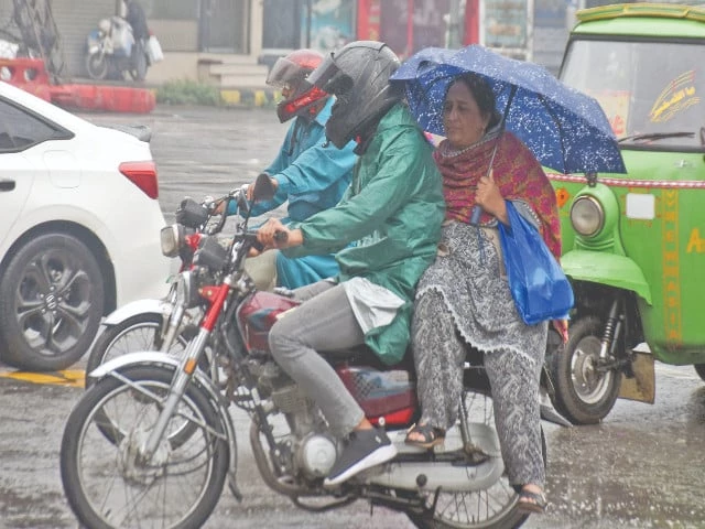 Karachi to see rain again on April 6, PMD issues alert