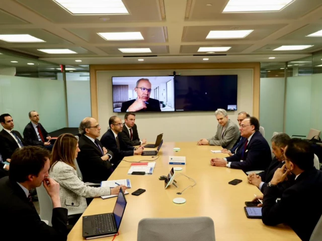 Aurangzeb hopeful of early IMF board approval